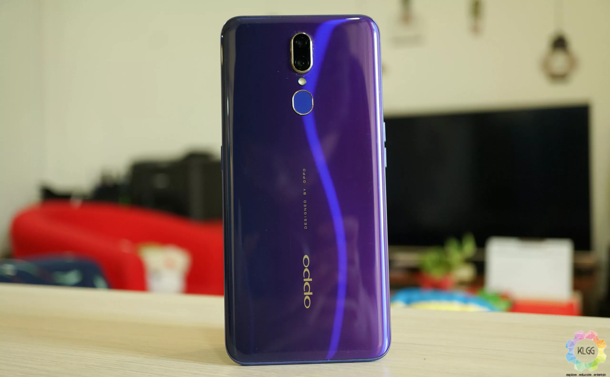 Oppo F11 - Image 4